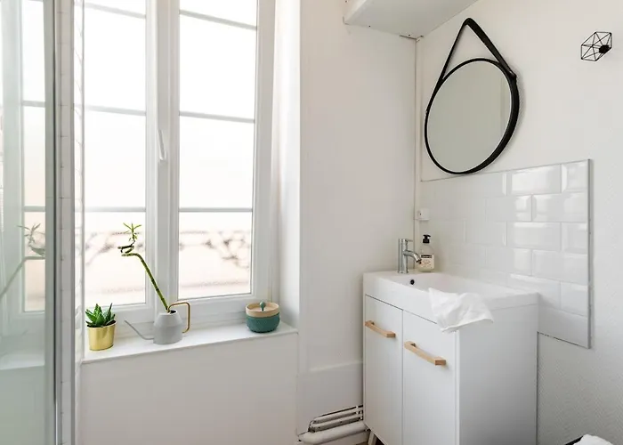 Moderne Au Coeur Du Quartier Historique Appartamento *